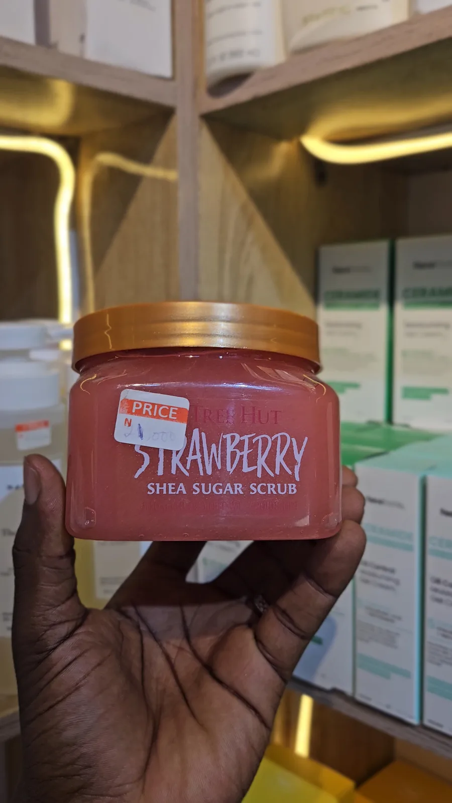 Tree Hut Strawberry Sugar Scrub